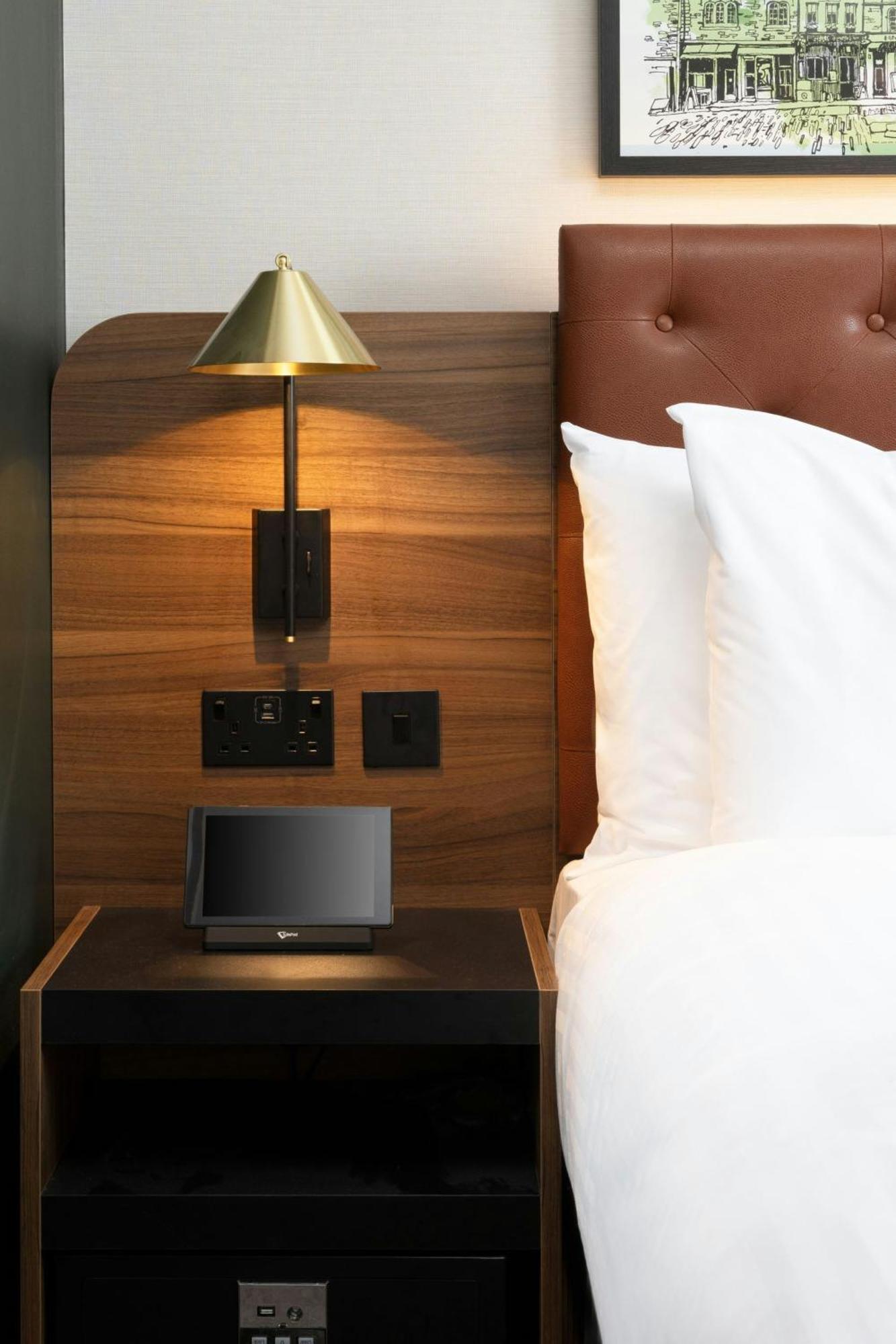 Four Points By Sheraton EDI Kültér fotó